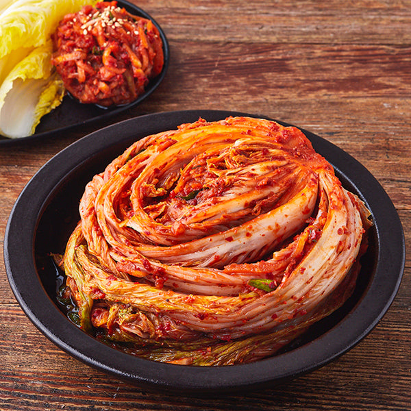 [한국직배송 B] 김치품평회 콕김치 경기도식 보쌈김치 2kg + 부추김치 1kg + 깻잎김치 500g